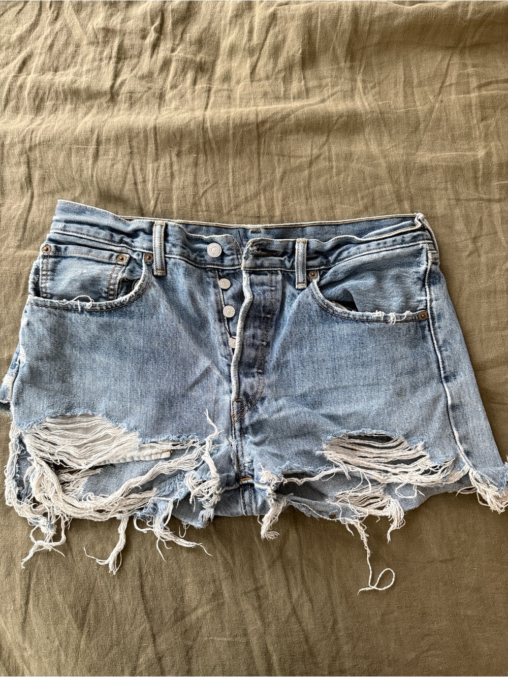 Levi's 501 Classic Blue Denim Jeans - Indigo/White Label
